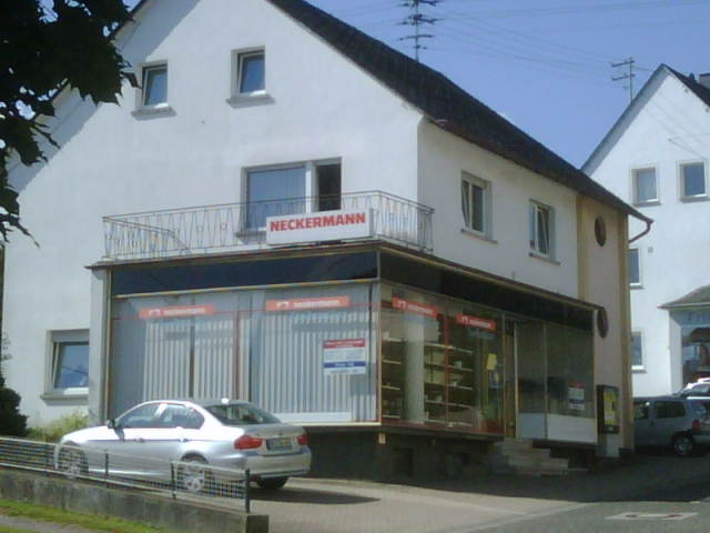 Hunsrück/Mosel: freistehendes Einfamilienhaus zu verkaufen!