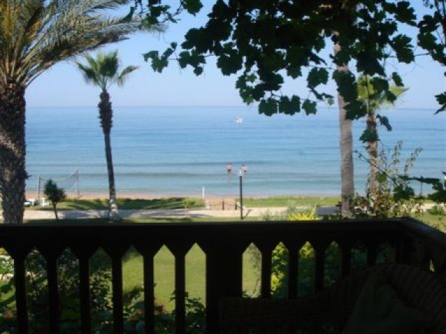 Villa direkt am Strand in der Türkei zu verkaufen