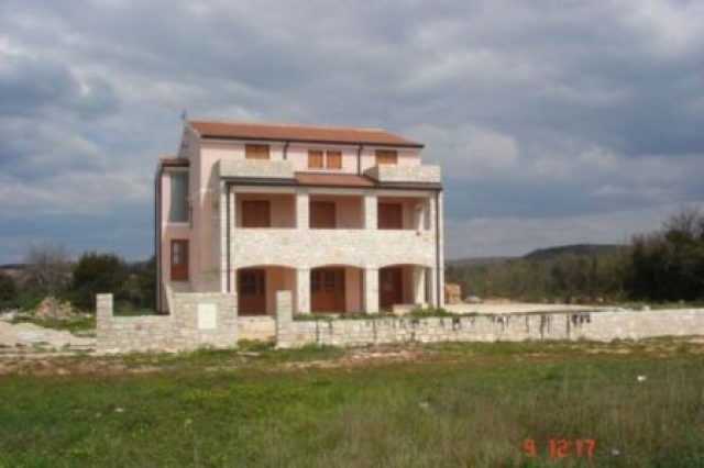 KROATIEN ISTRIEN AM MEER VERKAUFEN 1 ROH-BAU