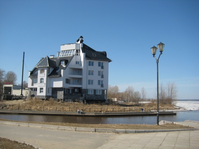 Zum Verkauf das Hotel in Karelien,Russland