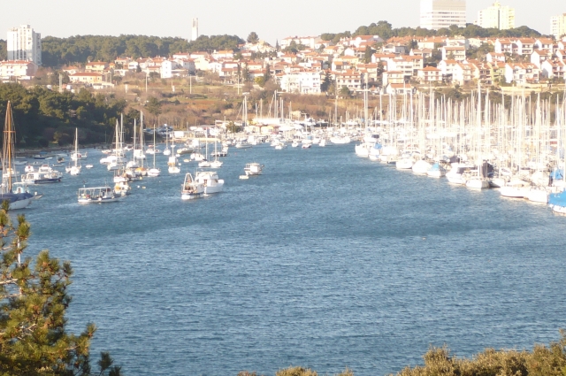 Istrien,Kroatien,stadt Pula,apartament 32 m2,baujahr 2001,mit blick an meer(400m