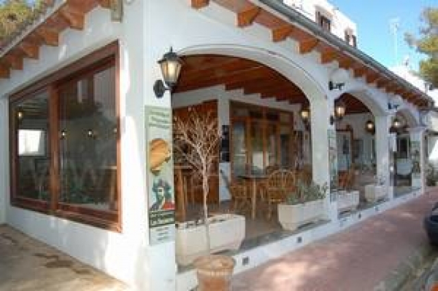 BAR CAFETERIA A MALLORCA A 50MT DE LA PLAYA