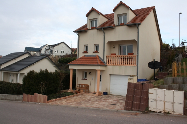 Haus in Nähe Saarbrücken - Frankreich Oeting Neubaugebiet