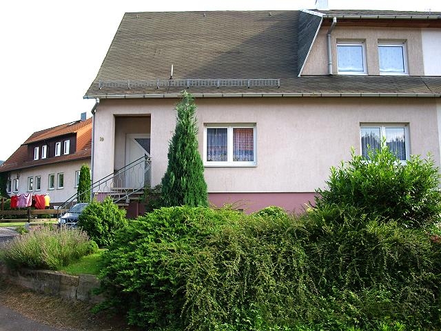 Doppelhaushälfte in Tabarz / Thüringen zu verkaufen