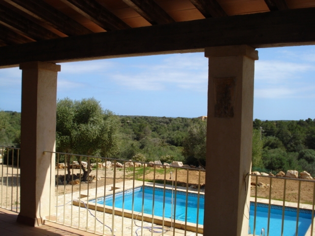 Meerblick-Pool-Finca mit zwei Gästeapartments zur Langzeitmiete