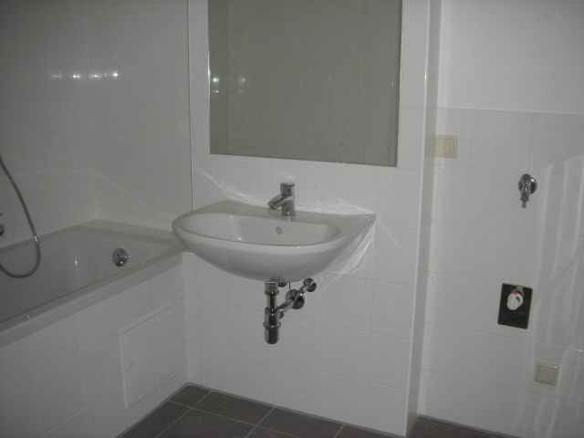 GENERALSANIERTE 4-ZIMMER-WOHNUNG ZWISCHEN PRATER HAUPTALLEE UND DONAUKANAL NÄHE