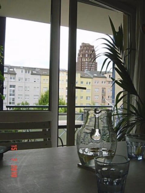 In gesuchter Innenstadtlage und ganz nah am Mainufer.