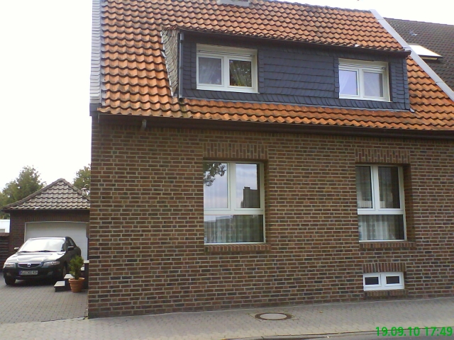 Wohnhaus mit separaten Einliegerwohnung auf großem Grundstück - VON PRIVAT-