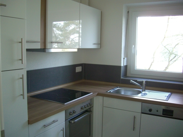 Luxus Pur! Aussichtslage! Provisionsfrei! Designer-Bad und weiße Hochglanz-Einb