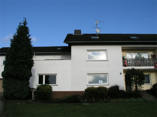 Schöne 2 bzw. 3 Zimmerwohnung zu vermieten