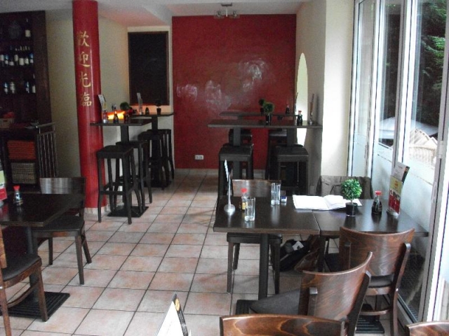 Hochwertige Gewerberäume (Gastronomie, Büro o. Praxis) von privat zu verkaufen