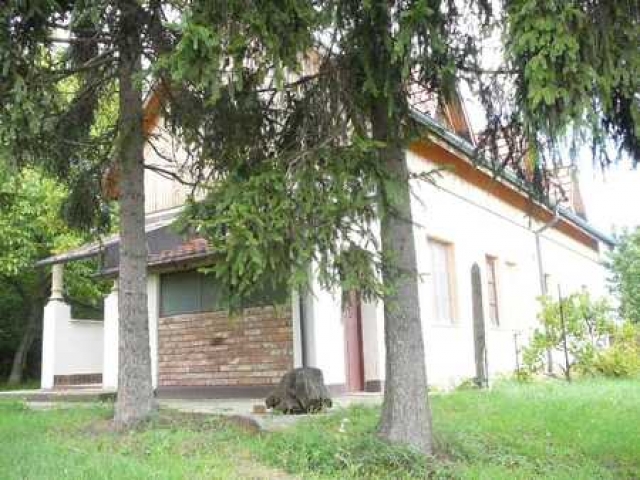 Haus mit großem Grundstück und schöner Aussicht