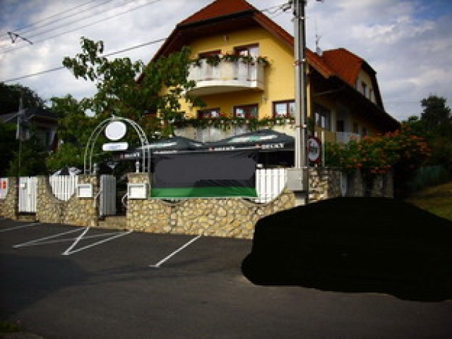 Schönes Haus mit Restaurant in Ungarn (H v z) dringend zu verkaufen