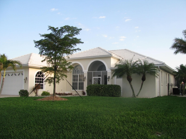 Florida, Cape Coral, Grosszuegige Villa, mit Schwimmbad and Kanal mit Zugang zum