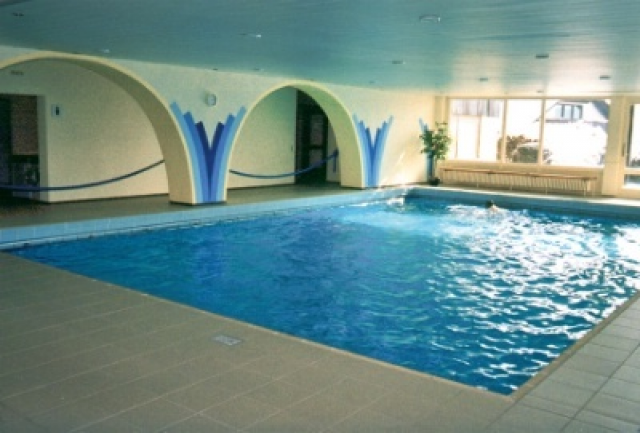 Ferienwohnung mit Hallenbad zu vermieten