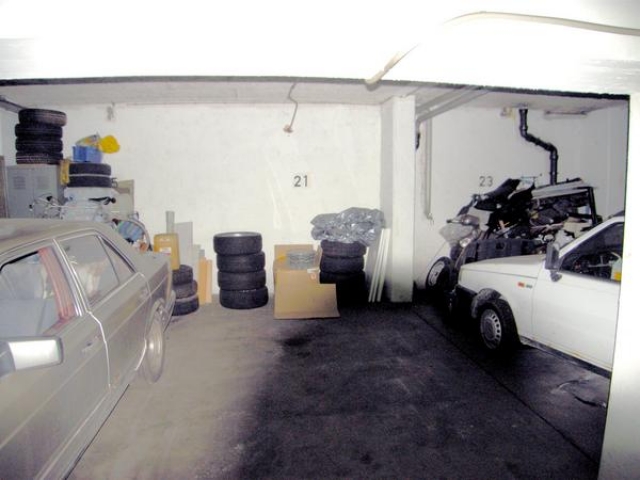 Tiefgaragenstellplatz in Obersendling/Solln in der Aidenbachstr.131 