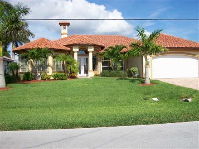 Florida, Absolute Traum Villa mit Schwimmbad, an Kanal mit Zugang zum Meer
