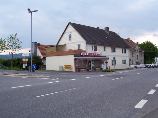 Sehr schönes Wohn- und Geschäftshaus - Fleischerei - in Alheim 