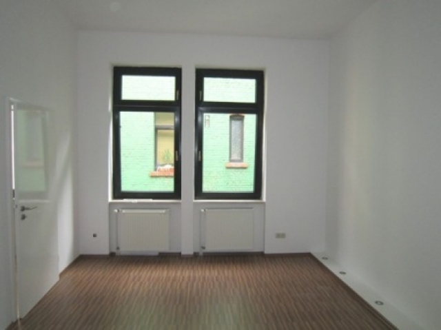 WOHNEN AM PULS DER STADT++Pfiffige 2-Zimmer-Wohnung in zentraler und dennoch ruh