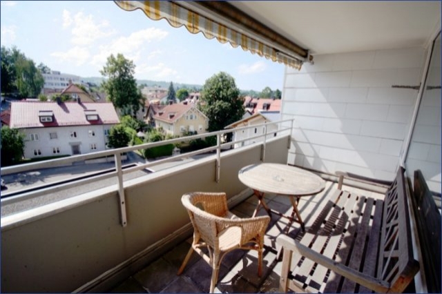 TOP-Appartement mit EBK und Westbalkon!