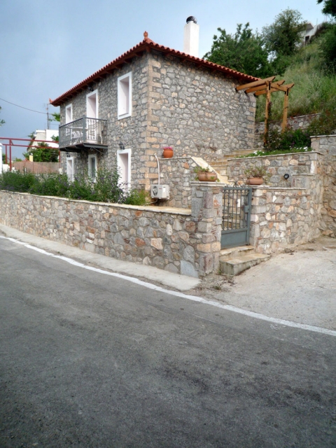 Unser Angebot nahe der Ortschaft Galatas/Peloponnes/Griechenland