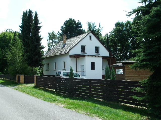 EHF + Baugrundstück nebenan