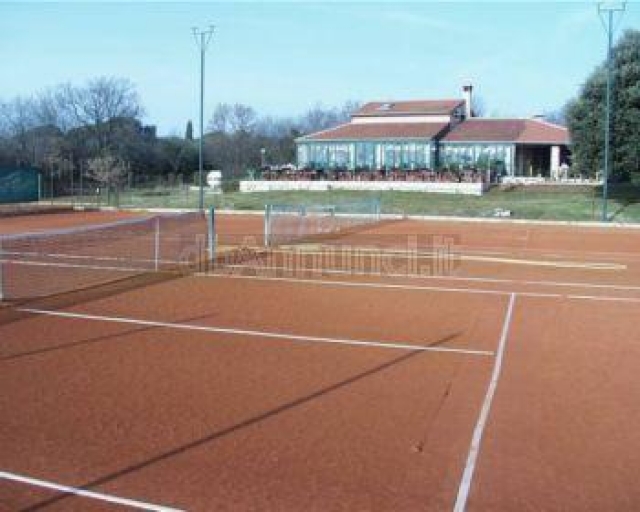 KROATIEN HISTRIA TENNIS ZENTRUM ZU VERKAUFEN