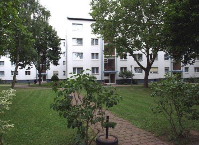 JETZT Gelegenheit in Gonsenheim: PREISWERT - GUTE LAGE - 2 BALKONE!