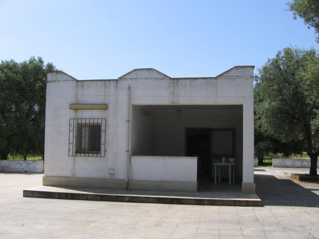 FERIENHAUS MIT 4600QM LANDGUT IN APULIEN, ITALIEN