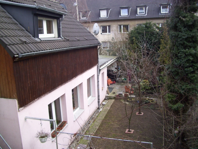 Günstige Wohnung Haus in Essen Holsterhausen