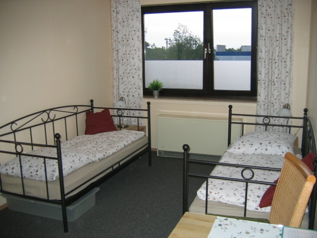 Pension Unterkunft Monteurezimmer iMessezimmer Leverkusen/Köln