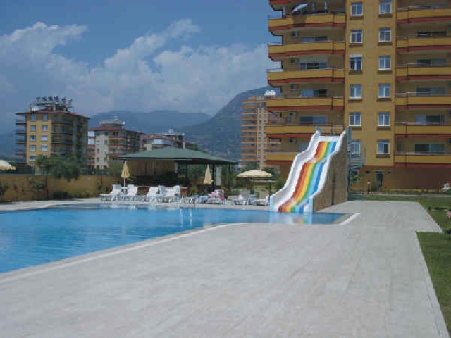 Immobilie in der Türkei/Alanya/Mahmutlar direkt am Strand.