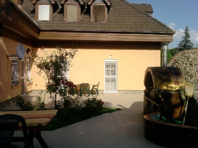 Hungary, Szentendre,  Duna körut  belvarosi oldalan, csaladi haz, panzioval, 