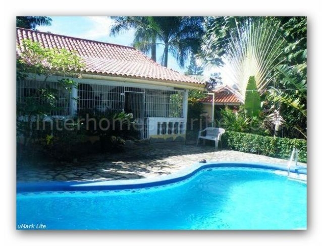 Sosua: Haus mit 3 Schlafzimmern, 2 Bädern und Pool. Ruhig gelegenes in einer be Sosua: Haus mit 3 Schlafzimmern, 2 Bädern und Pool. Ruhig gelegenes in einer be