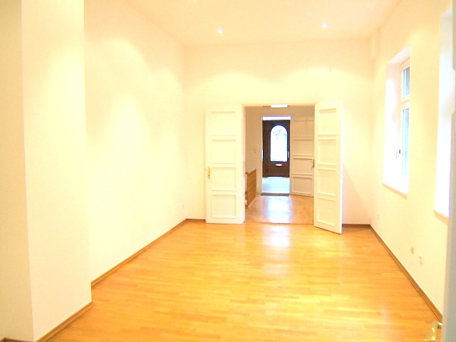 Büroplatz in Ateliergemeinschaft