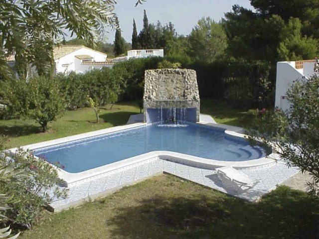 Traumhaft schöne andalusische kernsanierte Villa direkt am Golfplatz