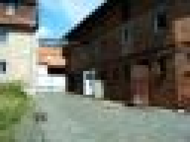 Mehrfamilienhaus inDrohndorf