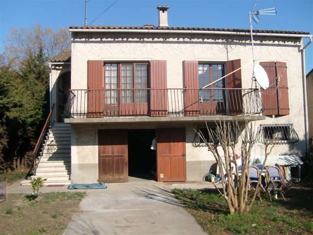 Villa mit 3 zimmern ausbaufähig