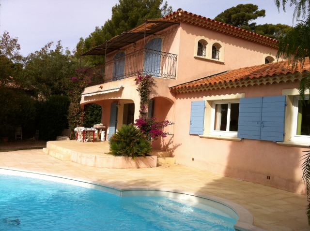 Wunderschöne Villa in Sanary sur Mer zu verkaufen (französische C te d Azur) 